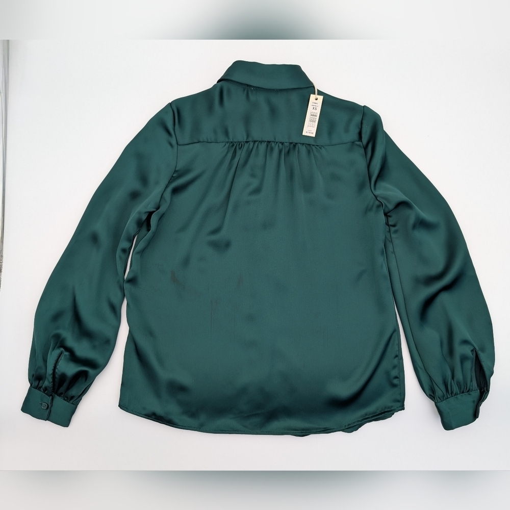 MAX STUDIO Emerald Green Blouse Polyester Women's Long Sleeve Size XS - Picture 9 of 17